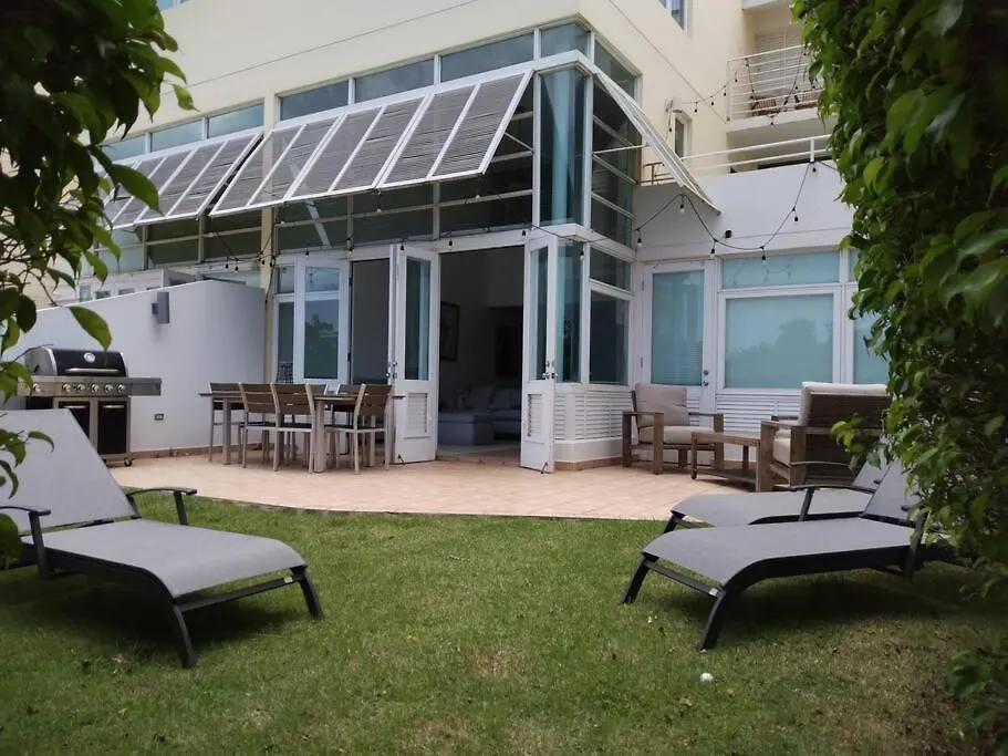Villas De Golf In Dorado Del Mar 0*,