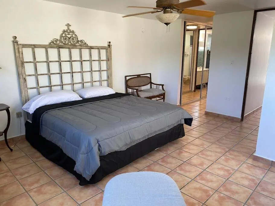Villas De Golf In Dorado Del Mar 0*,